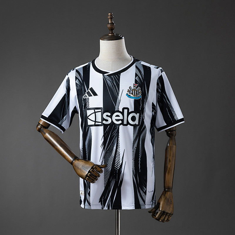 Newcastle 26/27 Home Jersey - Fan Version